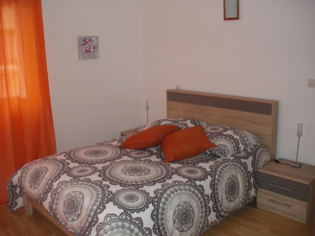 Appartement Au Pied De La Roche Extérieur photo