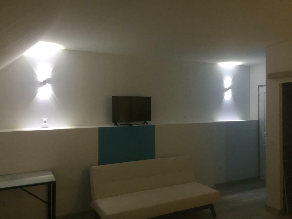 Appartement Au Pied De La Roche Extérieur photo