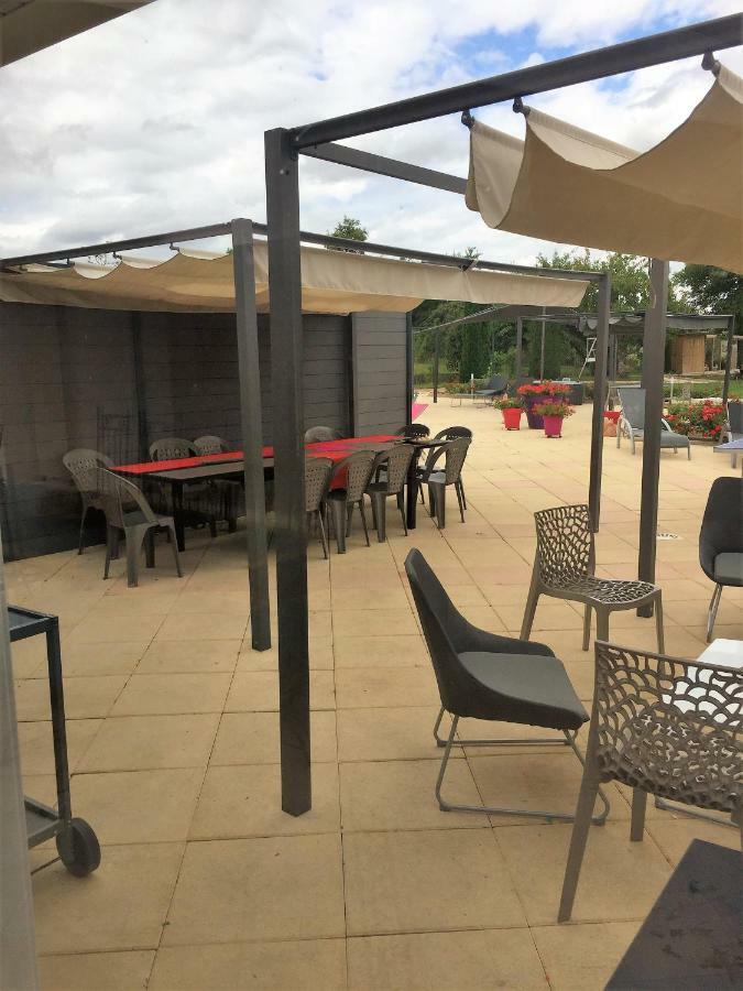 Appartement Au Pied De La Roche Extérieur photo