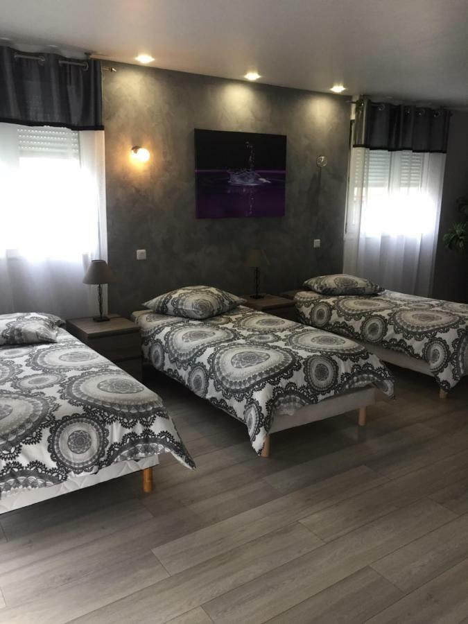 Appartement Au Pied De La Roche Extérieur photo