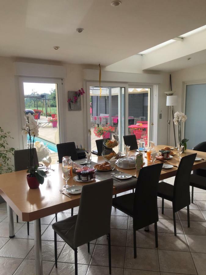 Appartement Au Pied De La Roche Extérieur photo